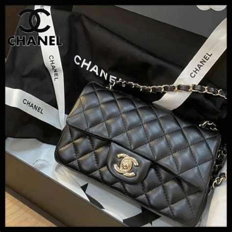 chanel a69900 y04059|CHANEL Lambskin/Gold.